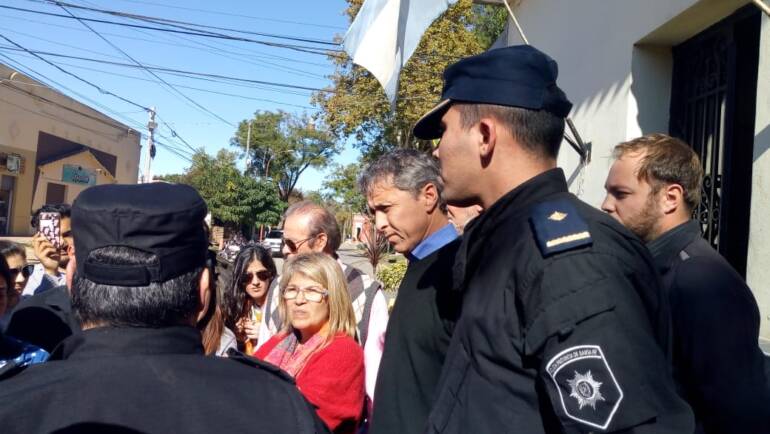 Seguridad: Silvio González se reunió con vecinos de Los Espinillos